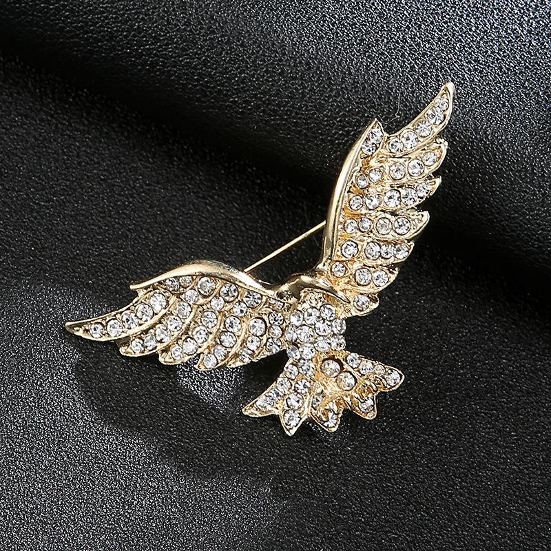 «Мужская роскошная брошь для костюма»: Дизайн головы льва, орла и оленя в короне"