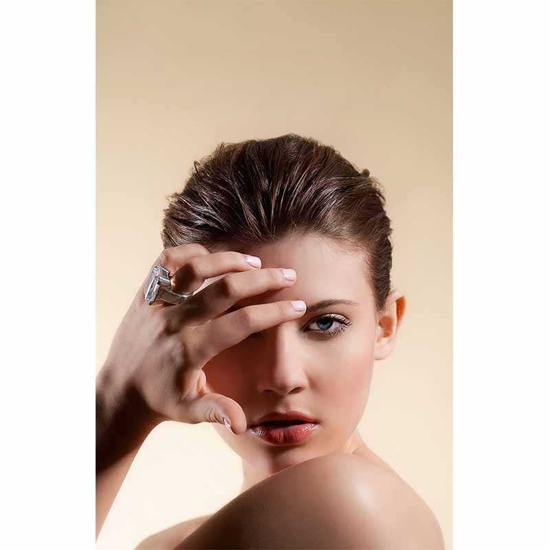 Golden Luxury Moisturizing Gift Box Moisturizing and Reducing Fine Lines and Fine Pores Skin Care Set