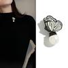 Fashion Black And White Small Fragrant Butterfly Brooch Femininity Pearl Corsage Versatile Anti-Light Pin Clothes With Accessories