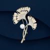 High-end Female Brooch, Exquisite and Fashionable, Ginkgo Leaf Pearl Brooch, Niche Design Sense Brooch