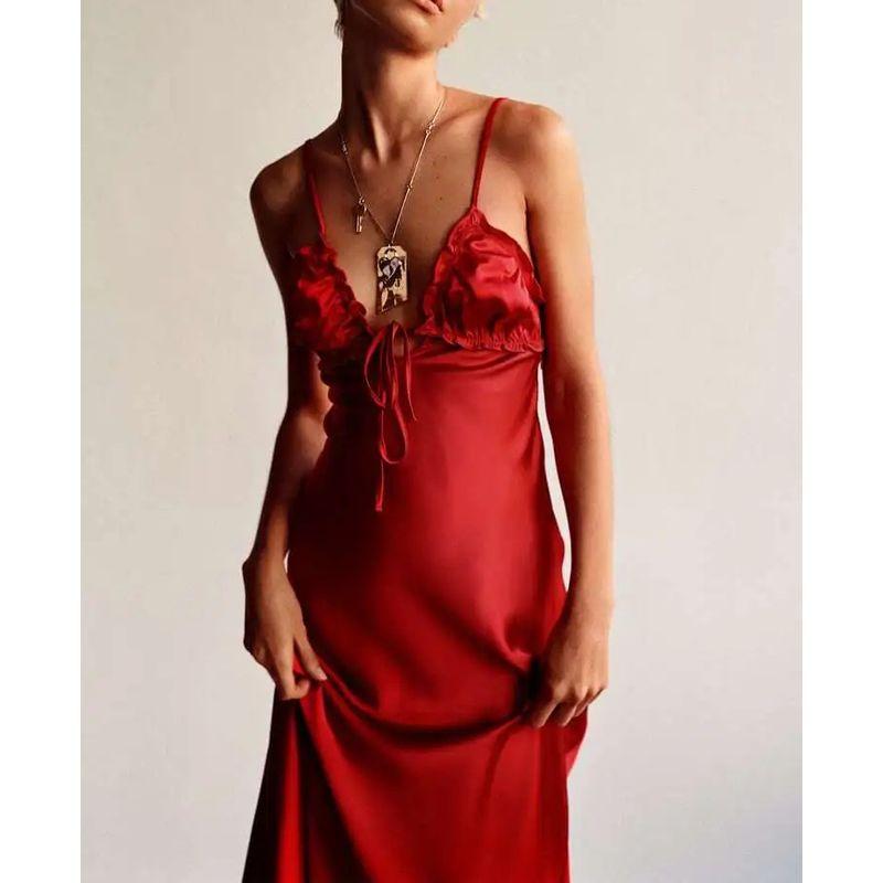 Весна Новый Модный Стиль Сексуальный Топ на Бретелях V-образный вырез Ламинированная Отделка Текстура Шелкового Сатина Платье 2341371