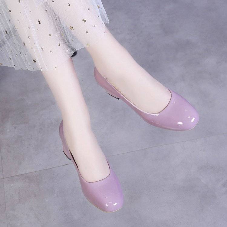 Женская обувь с квадратной головкой и неглубоким носком, толстые одинарные туфли, лакированные кожаные туфли и рабочая обувь, женские черные туфли