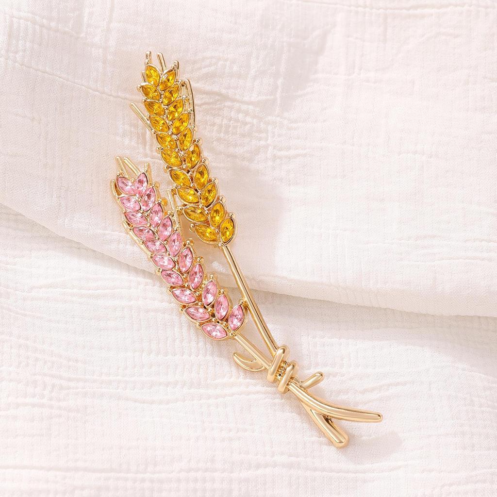 Korean Style Elegant Pearl Rose Brooch - Exquisite Corsage for Coats and Suits