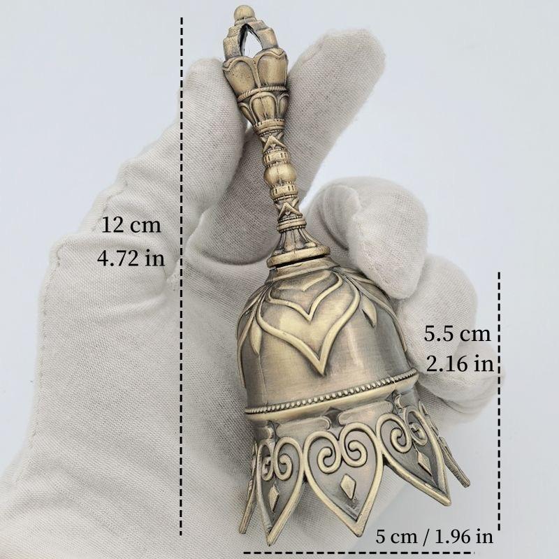 Ретро латунный ручной колокольчик для раннего детского образования Громкий классный колокол Рождественское подвесное украшение Колокольчик для заказа в ретро-стиле