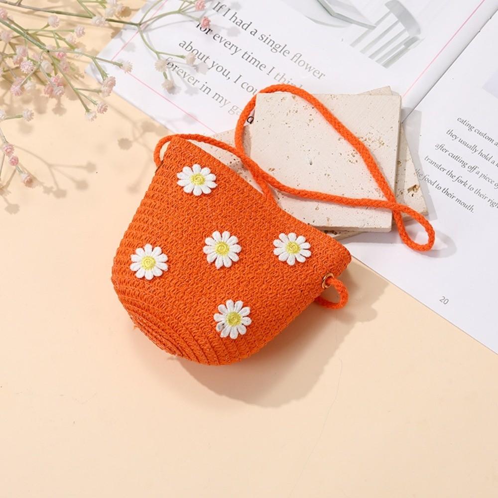 Fashion Small Daisy Kids Straw Bag Shell Shape Woven Shoulder Bag Handmade Handbag for Children Girls