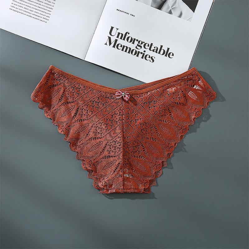 Plus Size Women's Back Hollow Lace Panties Sexy Breathable Briefs Shaped Like Peacock Feather Underwear