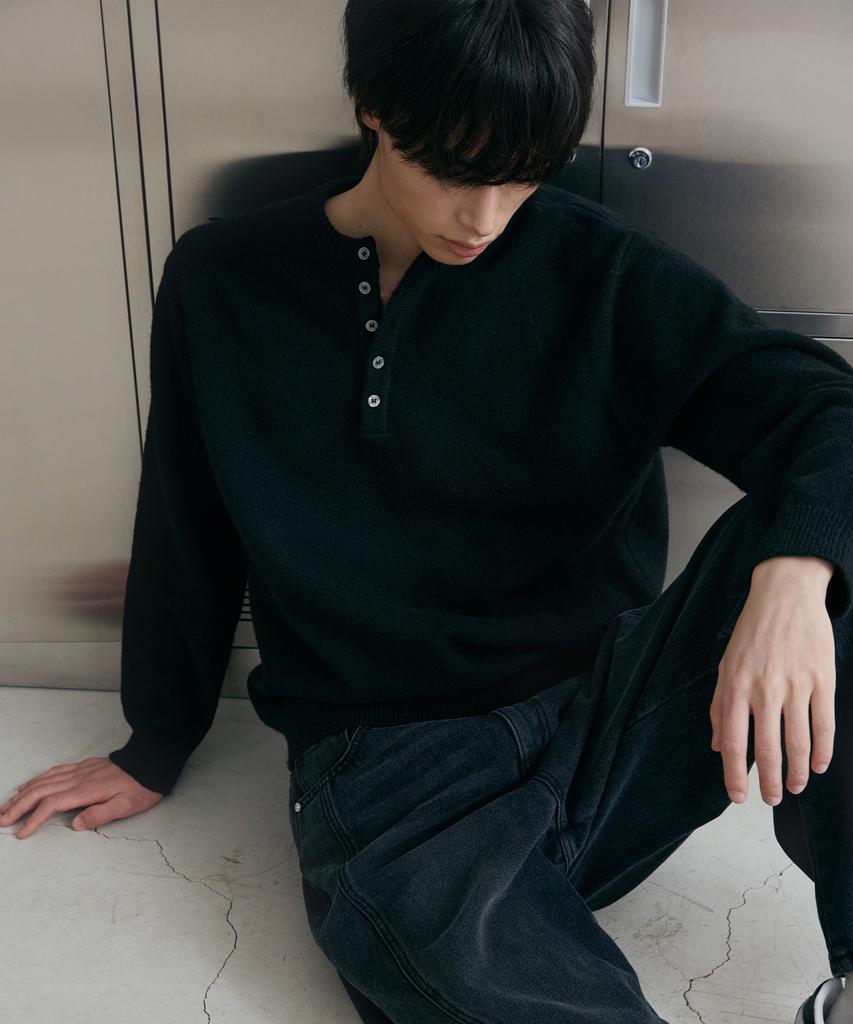 NODU Daily Plain Henley Neck Knit [Black]