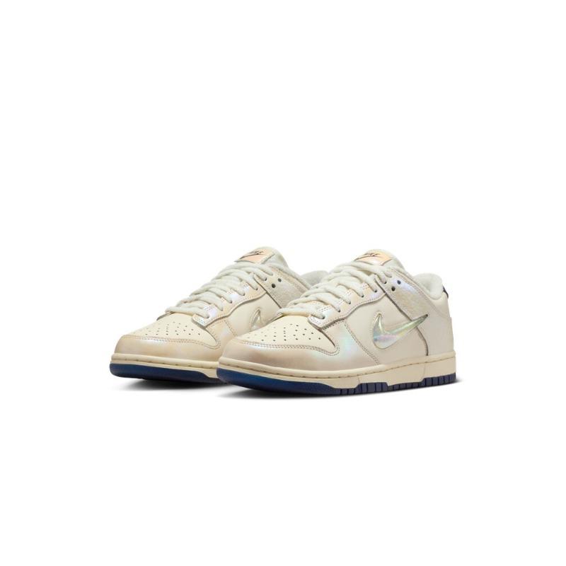 Nike Women's Flat Rubber Tread Sports Shoes Winter New Model Low Top Sneakers NIKE DUNK LOW IM6571