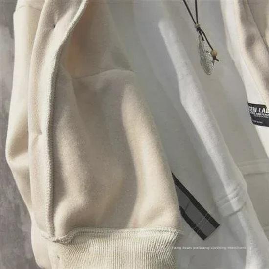 Мужская куртка с капюшоном в корейском стиле: Осенне-зимний свободный крой, дизайн кармана с этикеткой, модный кардиган-свитшот на пуговицах.