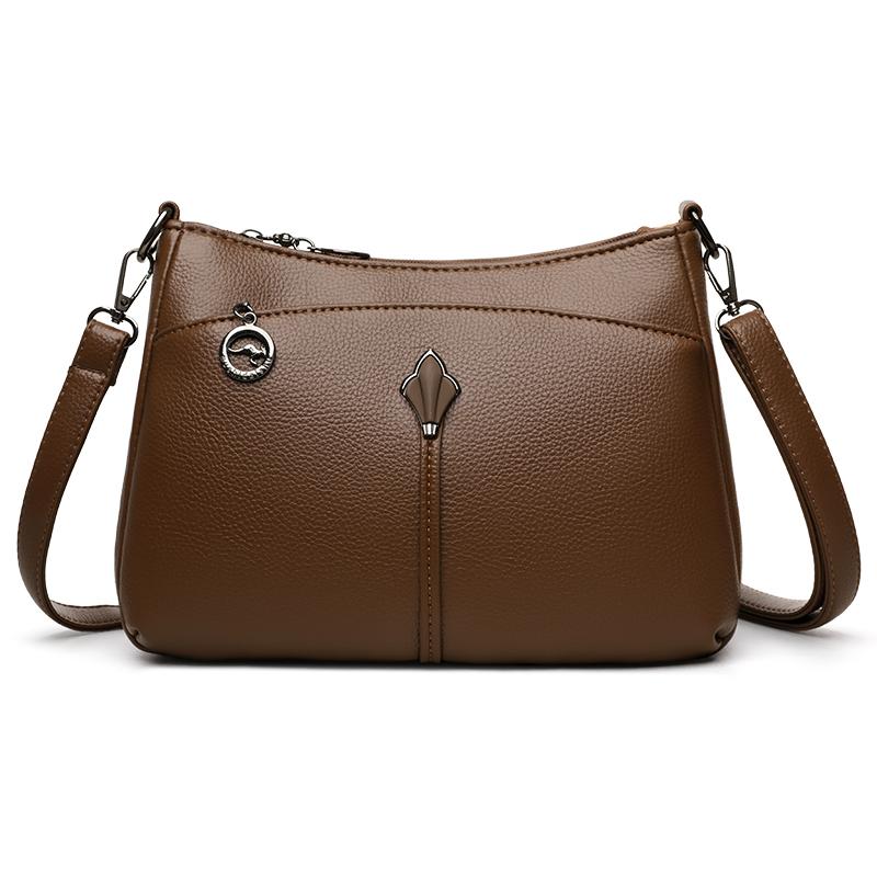Women's bag 2026 winter new messenger bag large capacity middle-aged mother bag simple shoulder portable women's bag