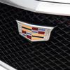 AABHV1 2PCS New Alloy Car Front Grille Emblem Rear Trunk Badge Stickers Decals for Cadillac XT5 2016-2025 Auto Modification Accessories