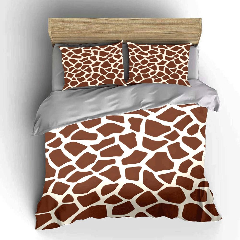 Giraffe Pattern Three-Piece Set Exquisite three-piece bedding set gift for kids and adults