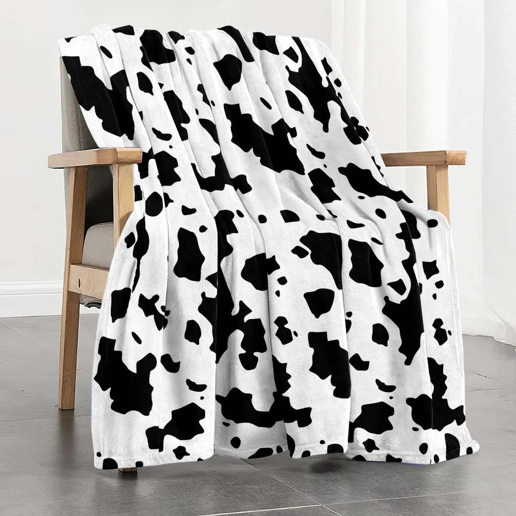 1 Piece of Black and White Cow Pattern Blanket Double-sided Flannel Digital Printed Sofa Blanket, Air Conditioning Cover Blanket