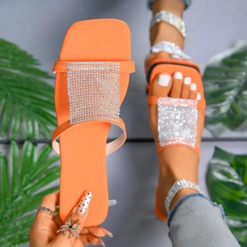 Fashion Internet Celebrity Ladies Flat Slippers New Starry Colorful Rhinestones Fashion Word with Outdoor Leisure Beach Summer Slippers