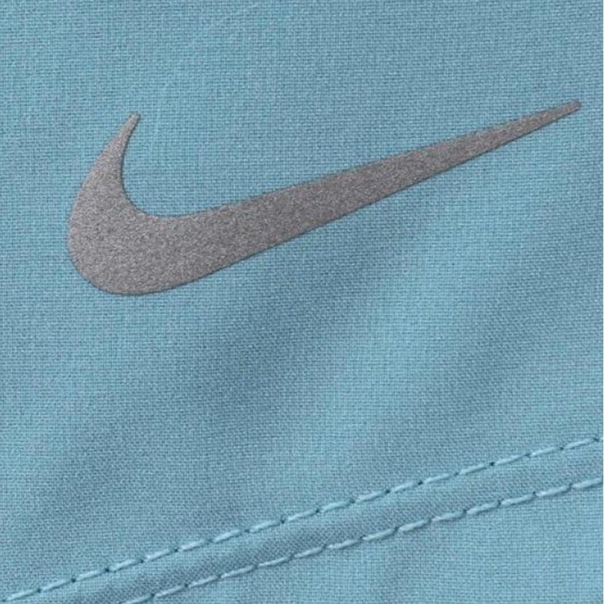 Nike Спортивные шорты женские небесно-голубые DX6013-464