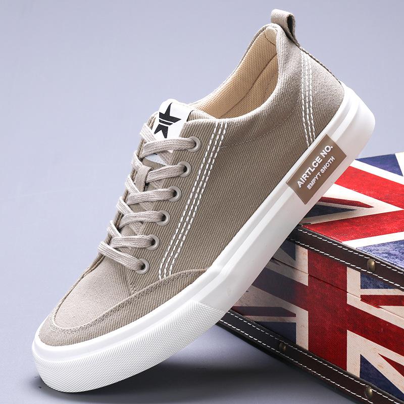 Мужская обувь Весна Новая мужская обувь Корейский стиль Модные удобные туфли на плоской подошве Мужская парусиновая обувь