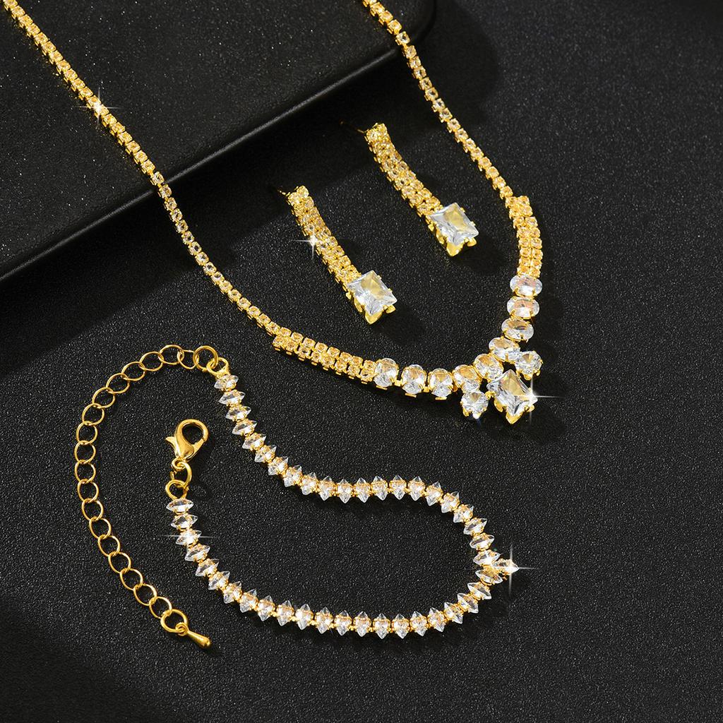 Роскошный темпераментный комплект украшений из стразов и циркония, ожерелье, серьги, браслет, комплект из трех предметов