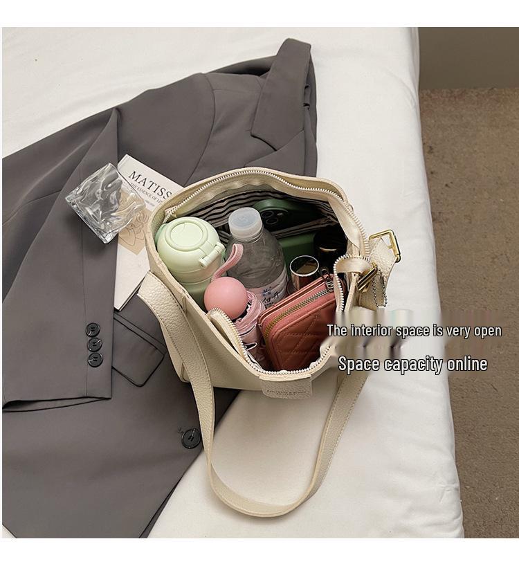 Women's High-End Retro Crossbody Bucket Bag - Autumn/Winter Versatile Fashion Shoulder Bag