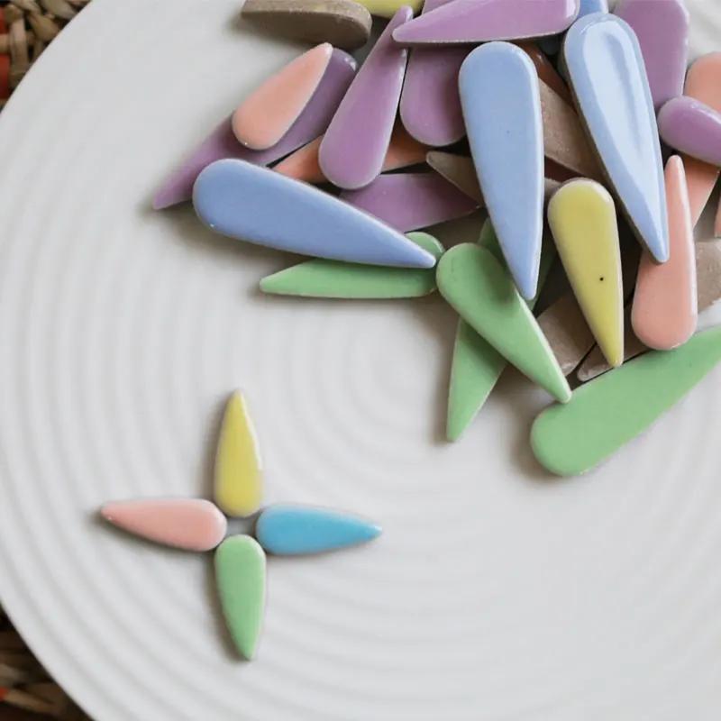 100 г Разноцветная неровная керамическая мозаичная плитка DIY Мозаика Изготовление камней для ремесел Хобби Искусство Настенное украшение Лепесток овал 917