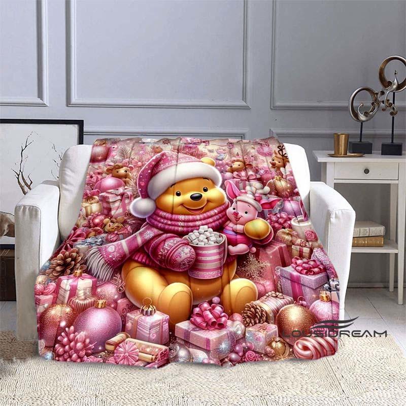 This fun cartoon Pooh Bear blanket is lightweight and breathable, suitable for dormitories, naps, living rooms, offices, and all