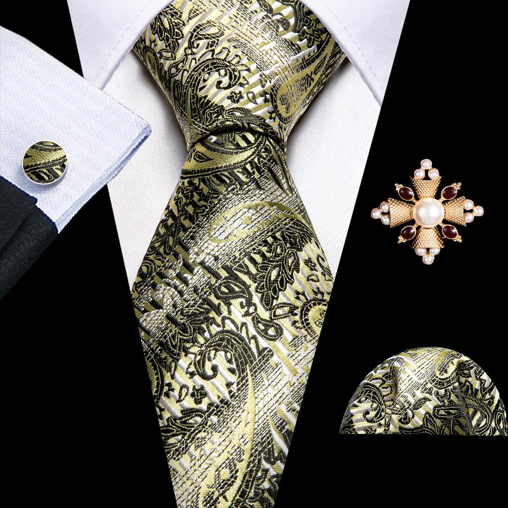 Комплект для мужчин: галстук, брошь и карманный платок