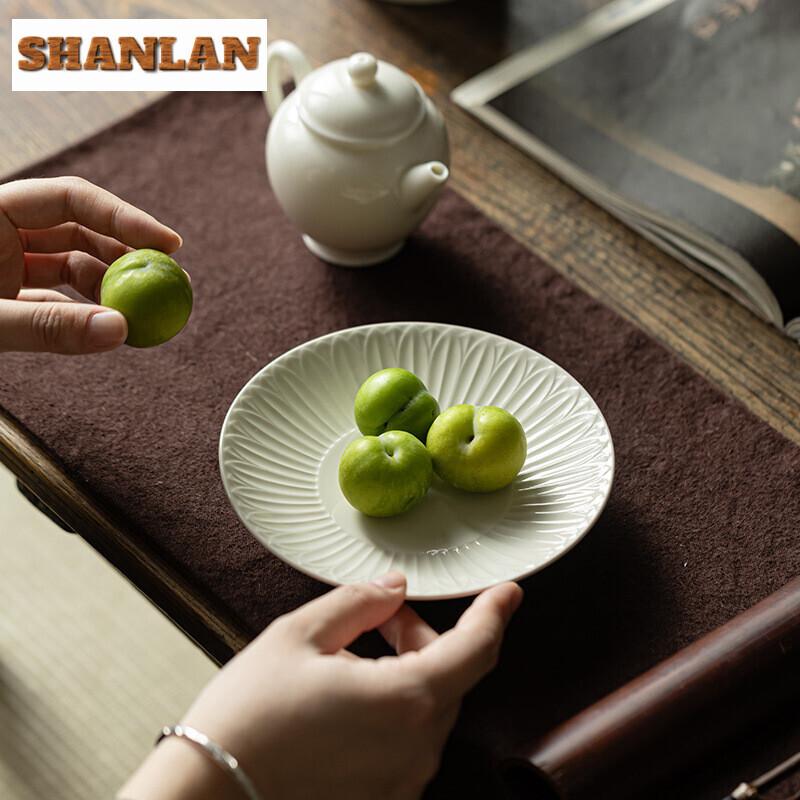 Chinse Ding Kiln White Ceramic Pot Bearing Holder Lotus Petal Pattern Dry Soaking Platform Household Pastry Plate Kung Fu Teaset