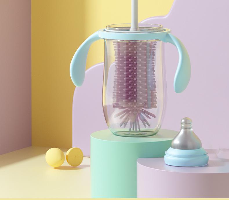 Долговечная электрическая щетка для чистки детских бутылочек с щетиной из пищевого материала для мощной и эффективной очистки - незаменимая вещь для мам и малышей.