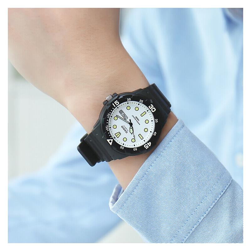 Casio Серия YOUTH-MRW Спортивные дайверские часы с дисковым циферблатом и тремя стрелками, механизм Shi Ying, ремешок из смолы, японские и корейские часы, мужские;s Часы Белые MRW-200H-7E