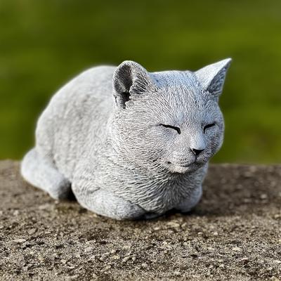 1 шт. Статуэтка лежащей кошки из смолы - Реалистичный декор для сада, Подарок на память о питомце, Для использования в помещении и на улице, Скульптура без электричества для различных типов комнат