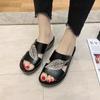 Fashion 2024 Summer New Fashion Soft Bottom Mom Slippers Slope Heel Comfortable Large Size Sandals Beach Slippers Shoes for Women