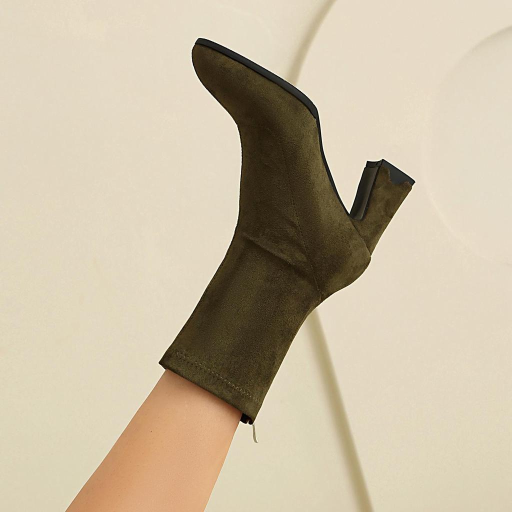 Krazing Pot Флок Осенне-зимняя обувь Странный стиль Каблуки Супер Размер Красивые сапоги с острым носком Теплые ботильоны на молнии