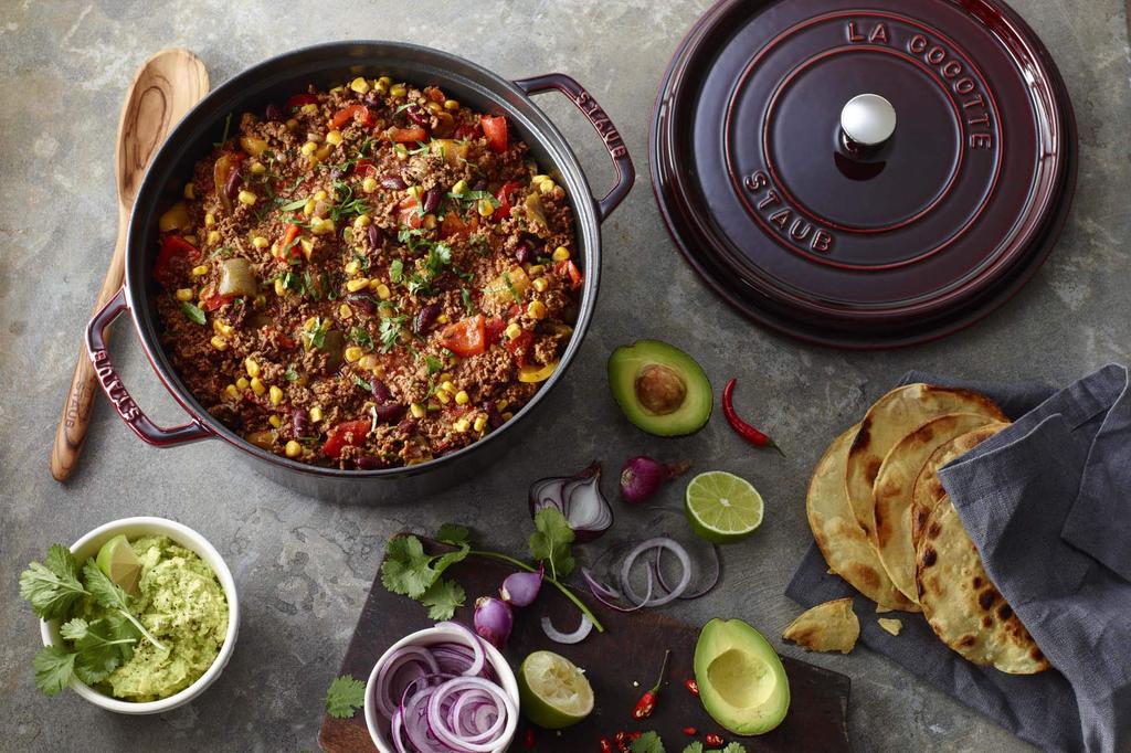 Staub Cocotte Round Grenadine Red Large Hand Cast Enamel Pot IH Compatible Japanese La Cocotte Round "Pico 28cm" [Authorized Product] 40509-362