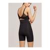 Модель Porfy Бесшовные подтягивающие и укрепляющие спортивные корсеты с лазерной резкой Короткие шорты цвета кожи