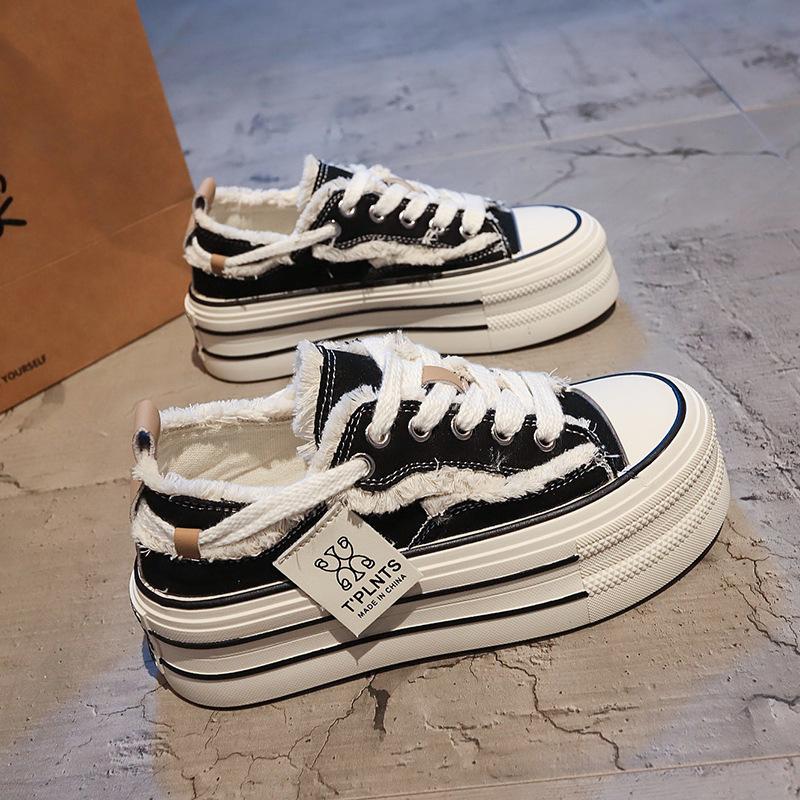 Популярные парусиновые туфли летние женские 2025 новые маленькие белые туфли маффин борд туфли тонкие дышащие иностранные повседневные женские туфли