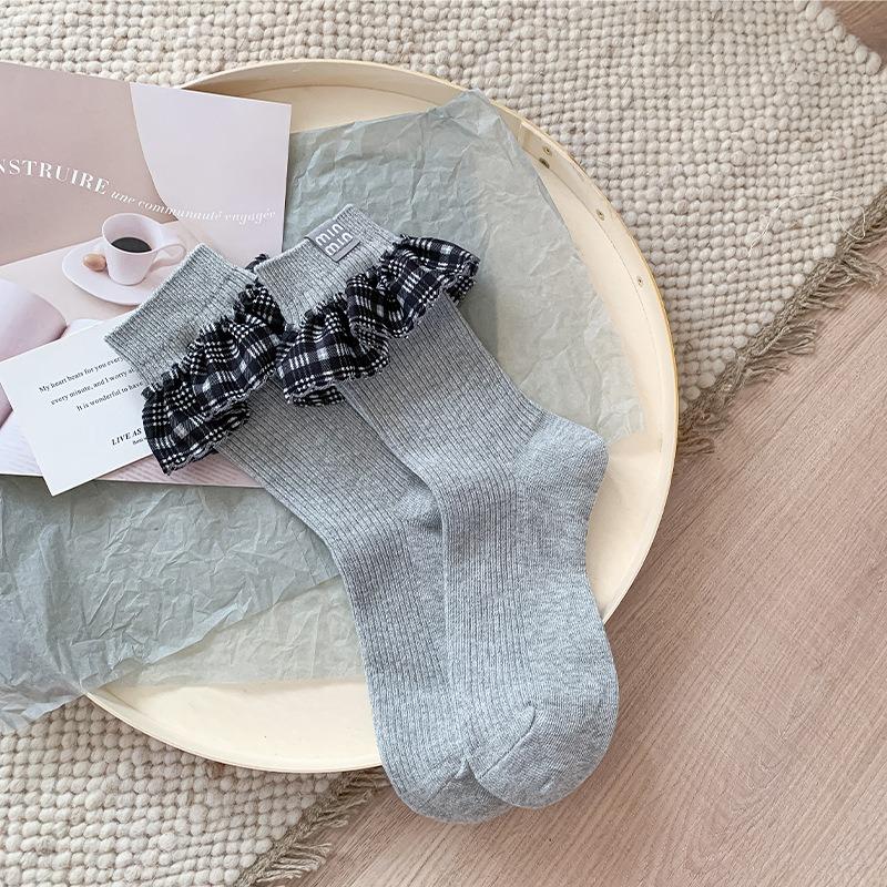 Female Spring and Autumn New Trend Cloth Standard Assorted Plaid Tube Stack Socks