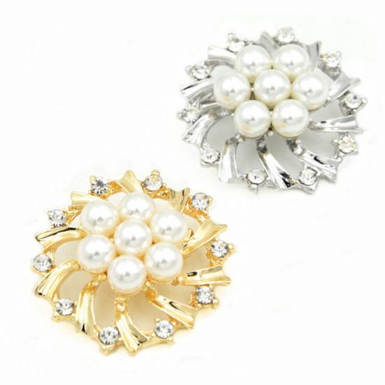 Woman Faux Pearl Rhinestone Inlaid Flower Brooch Pin Cardigan Shawl Clip