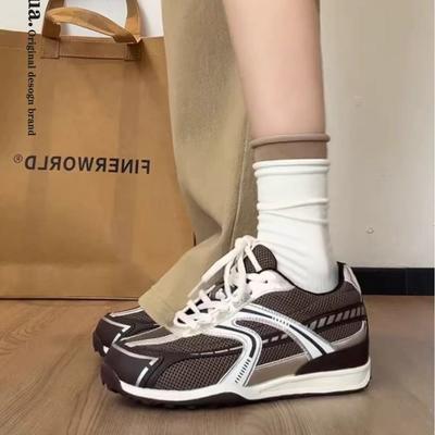 Ретро немецкие тренировочные кроссовки женские 2025 новая осень универсальные легкие и не утомляющие ноги беговые кроссовки с круглым носком повседневные спортивные кроссовки