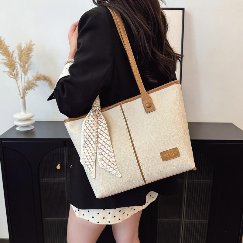 Модная сумка-тоут женская новая высококлассная сумка через плечо модная, простая и атмосферная сумка подмышку Tongle