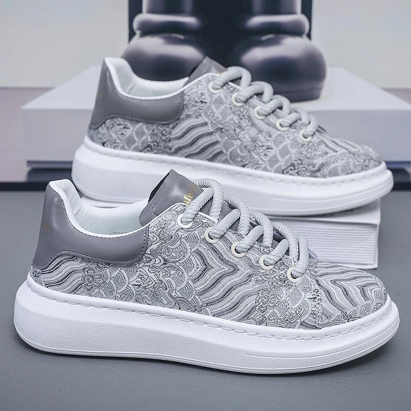 Последние повседневные кроссовки на шнуровке для пар с толстой подошвой, универсальные как для мужчин, так и для женщин, популярные парусиновые туфли для скейтбординга, размер 39-44