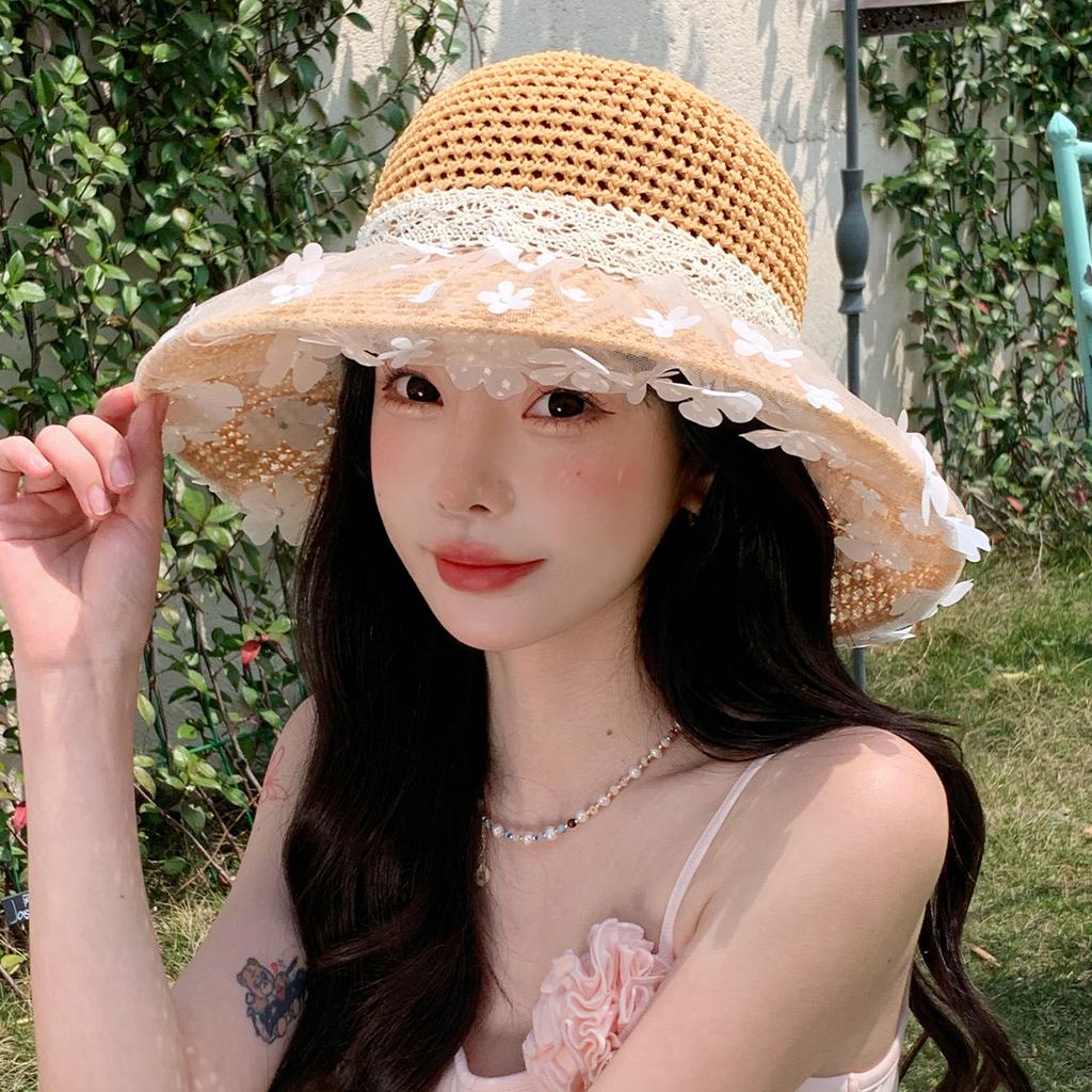 Lace Flower Straw Hat Women's Summer Sunshade Sunscreen Hat Seaside Beach Sun Hat Big Brim Showing Face Small Bucket Hat