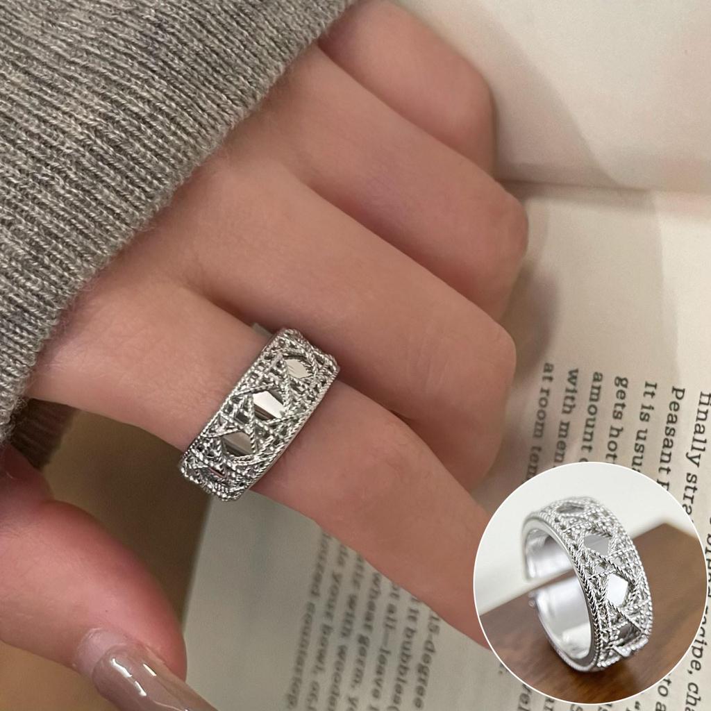 Элегантное посеребренное кольцо S925 светло-голубого цвета с открытым дизайном для женщин - Универсальное, модное и роскошное кольцо на указательный палец.