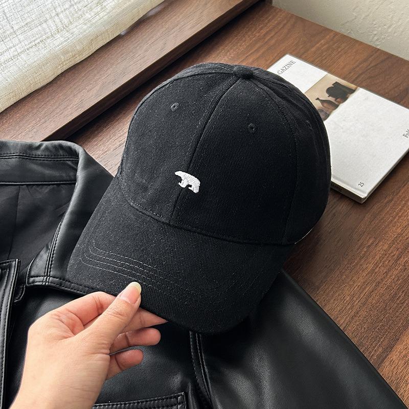 Stylish Simple Polar Bear Embroidery Versatile Baseball Cap Female Spring Summer Couple Vintage Shade Cap
