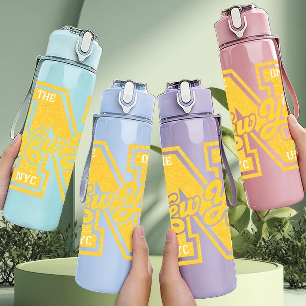 1PC Letter N Monogram 750ml Color Plastic Sports Water Bottle Leakproof Flip Straw Lid Suitable for Sports Office Home Use