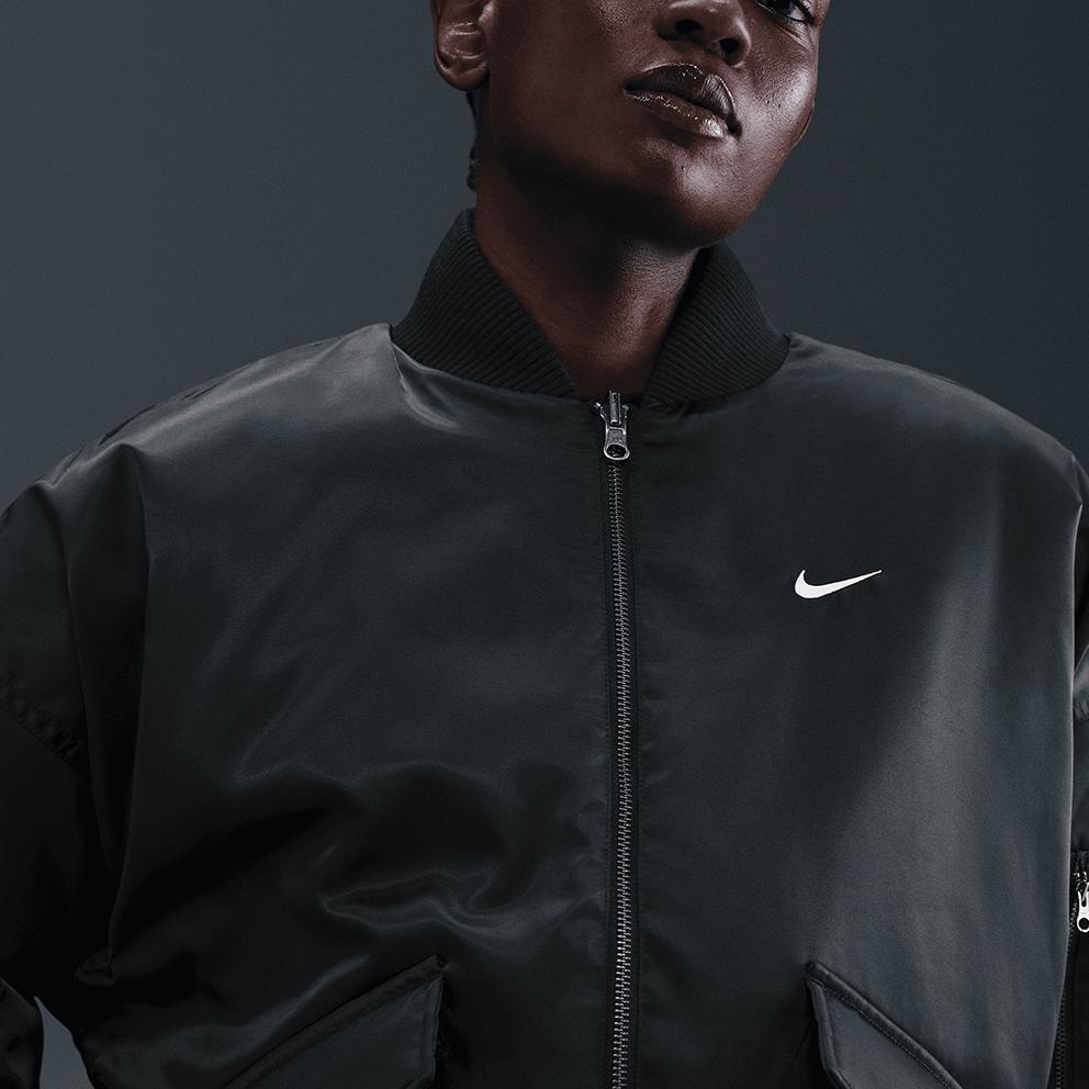 Nike Спортивная женская двусторонняя куртка-бомбер Nike Therma-FIT HV2812-010