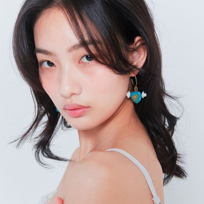 LOVUEE Blooming From My Heart Earrings