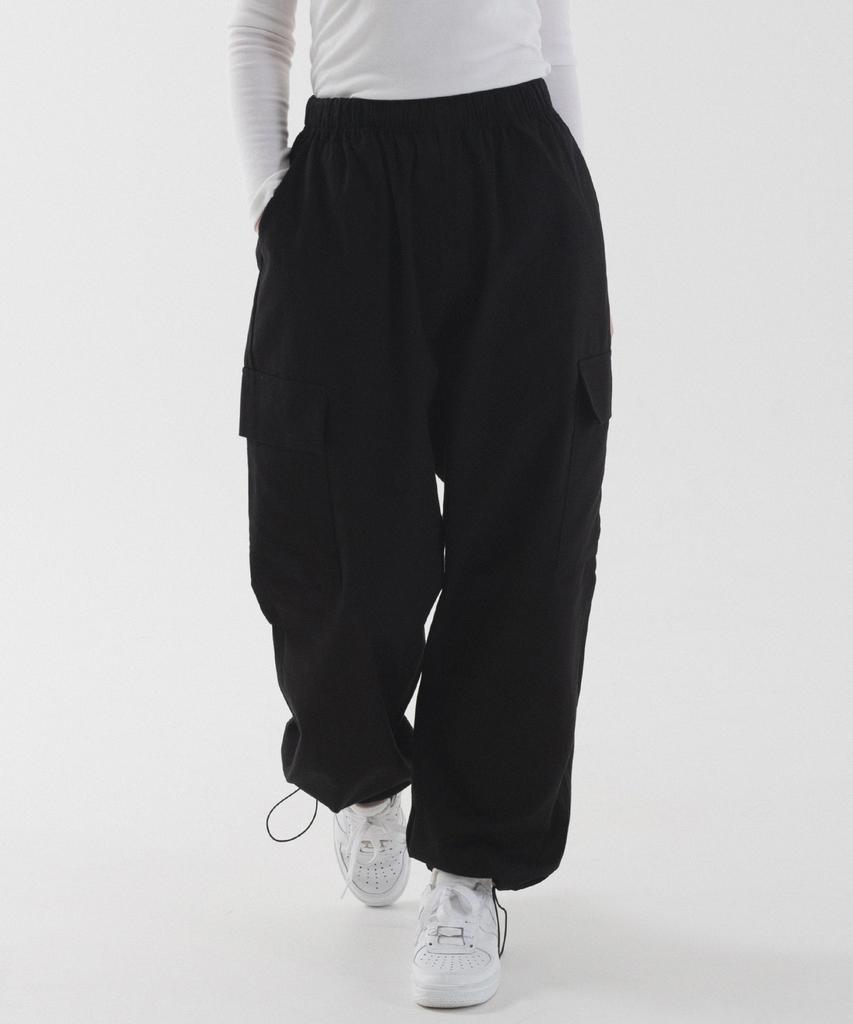PIANER String Wide Cotton Cargo Pants (Black)