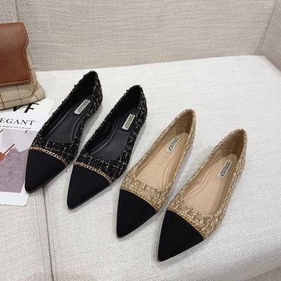 Осенние однотонные туфли на плоской подошве с цепочкой, женские универсальные с острым носком и легким вырезом, на мягкой подошве