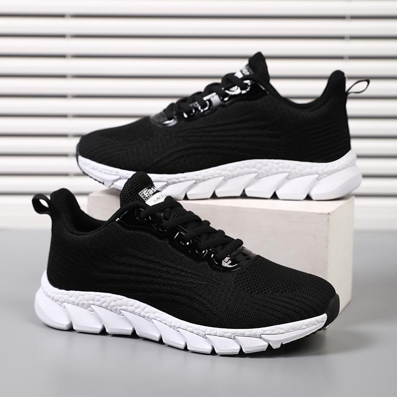Women's casual sports shoes for spring and summer, large size 42, mesh, breathable and lightweight, running loafers 2025 new