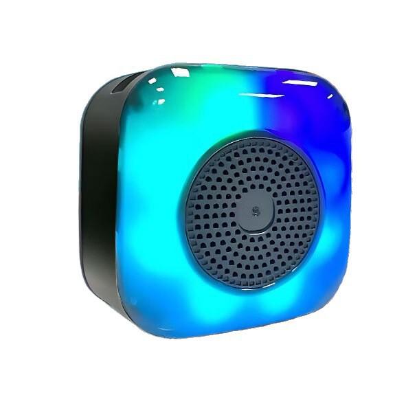Компактная Bluetooth-колонка X16 с семицветной подсветкой и слотом для карт для использования на улице