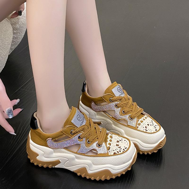 Модные туфли для папы с высокой посадкой 2024 года, летние спортивные сандалии с толстой подошвой, повседневные универсальные роскошные женские туфли на платформе